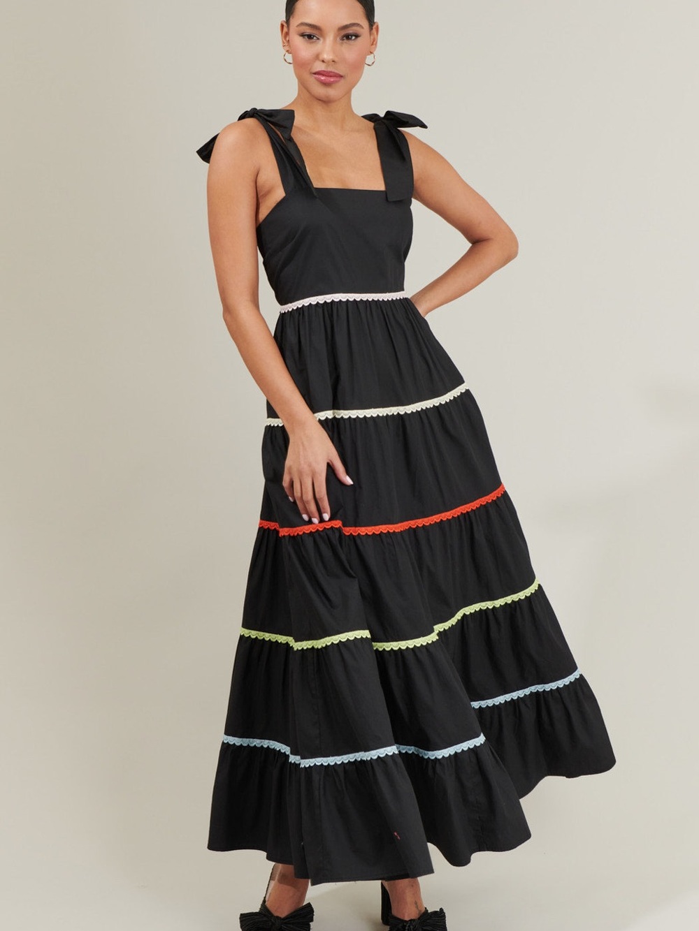 NWT‎ Sugarlips Beauty Hillary Hall Tiered Black Maxi Dress Lace Trim Size Medium